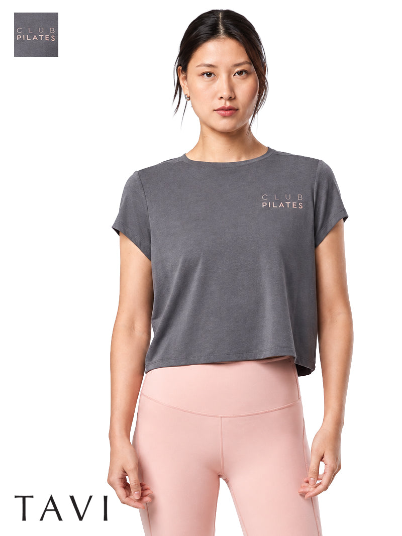 [TAVI] ClubPilates リラックスキャップスリーブTee CP Relaxed Cap Sleeve Tee／ ヨガ トップス ピラティス ショート丈 通気性 TOESOX [CPJ] 2610