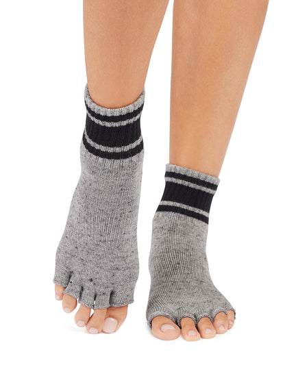 [ToeSox] Melody メロディー（Half-Toe／つま先なし） グリップ ソックス／ ヨガ ピラティス 滑り止め付 靴下 クルー丈 25FW_D2