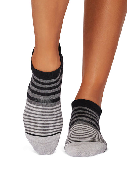 [TAVI] Savvy Grip Socks / Yoga Pilates Anti-Slip Socks 24FW_D3