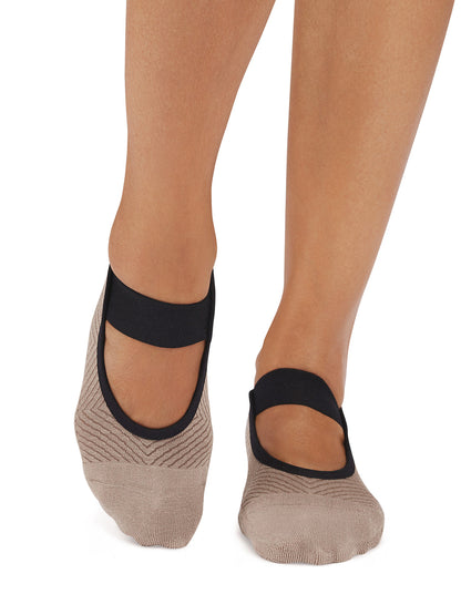 [TAVI] Lola Grip Socks / Yoga Pilates Anti-Slip Socks 24FW